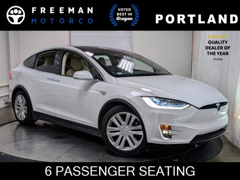 Used 2016 Tesla Model X 75D image 1