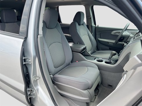 Used 2011 Chevrolet Traverse LS image 25