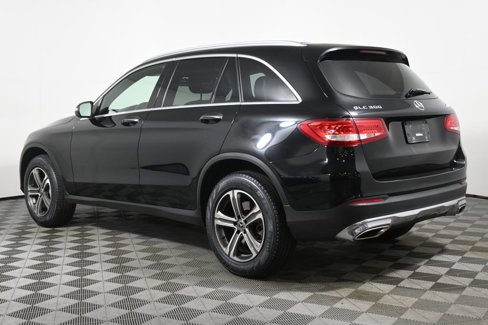 Used 2019 Mercedes-Benz GLC 300 4MATIC image 8
