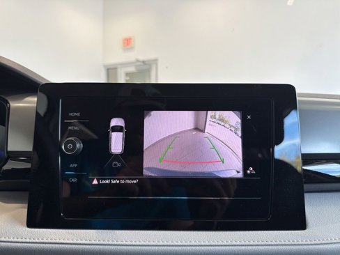 New 2025 Volkswagen Taos S image 23