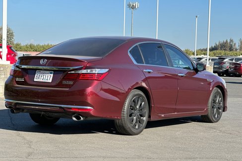 Used 2017 Honda Accord Sport Special Edition image 4