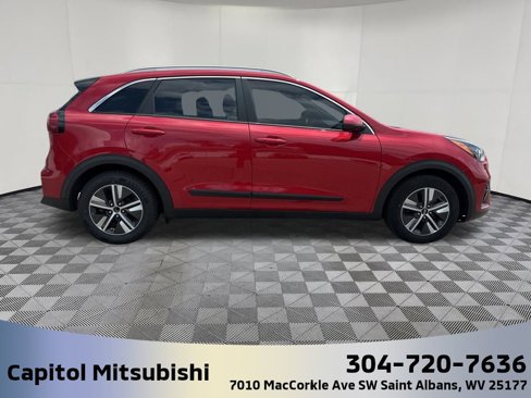 Used 2021 Kia Niro LXS image 9