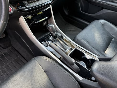Used 2017 Honda Accord EX-L image 13