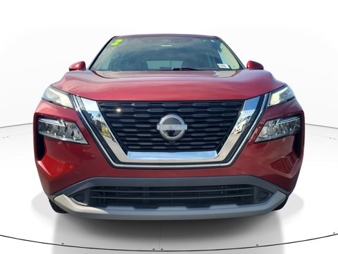 Used 2022 Nissan Rogue SV image 2