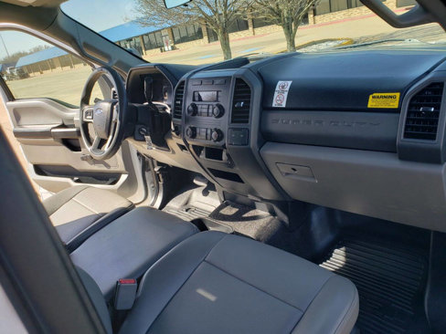 Used 2017 Ford F350 Lariat w/ Chrome Package image 8