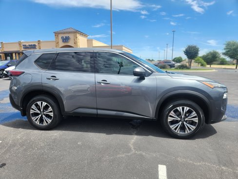 Used 2021 Nissan Rogue SV image 8