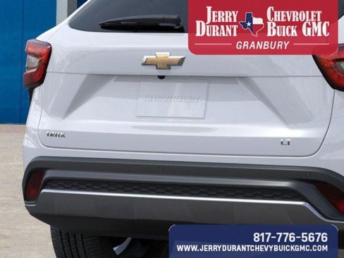 New 2026 Chevrolet Trax LT w/ Driver Confidence Package image 17