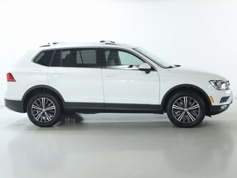 Used 2019 Volkswagen Tiguan SEL image 11