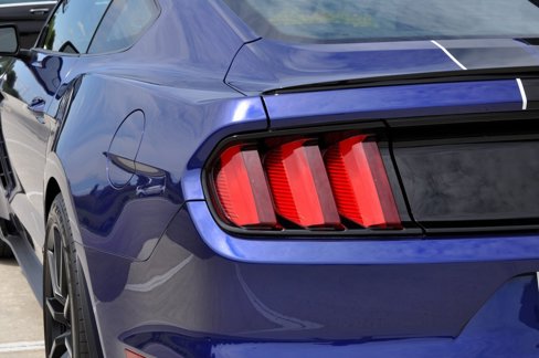 Used 2016 Ford Mustang Shelby GT350 w/ Technology Package image 20
