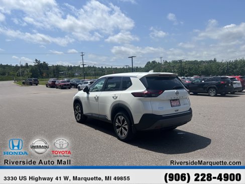 Used 2022 Nissan Rogue SV image 6