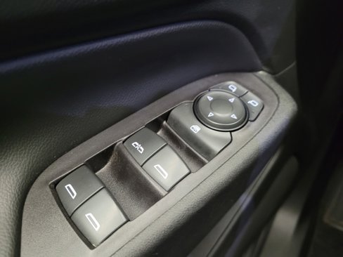 Used 2019 Chevrolet Equinox LT w/ Driver Convenience Package image 27
