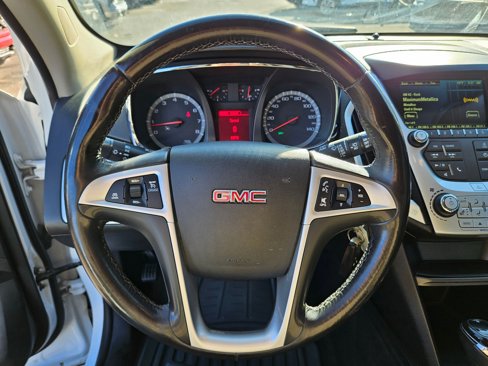 Used 2016 GMC Terrain SLT image 16