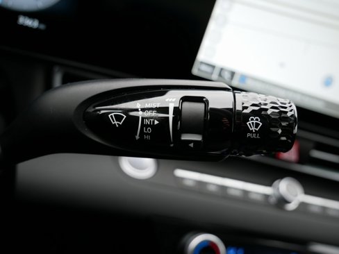 New 2025 Hyundai Elantra SEL image 29