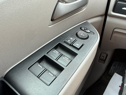 Used 2012 Honda Odyssey EX-L image 20