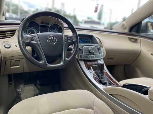 Used 2010 Buick LaCrosse CX image 13