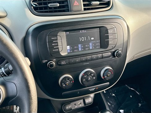 Certified 2017 Kia Soul image 13