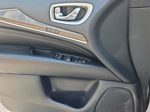 Used 2018 INFINITI QX60 FWD w/ Premium Plus Package image 23