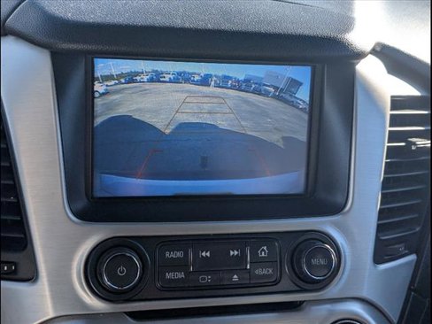 Used 2018 GMC Yukon XL SLT w/ Open Road Package image 7