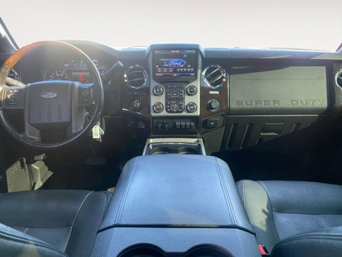 Used 2015 Ford F350 Platinum w/ Platinum Package image 19