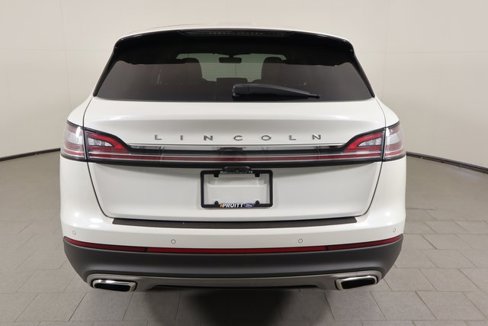 Used 2022 Lincoln Nautilus Reserve w/ Luxury Package image 6