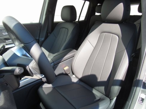 New 2026 Mercedes-Benz GLB 250 4MATIC image 10