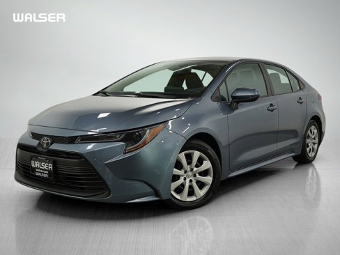 Used 2024 Toyota Corolla LE image 1