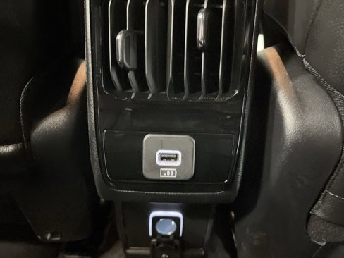 Certified 2024 Jeep Compass Limited image 31
