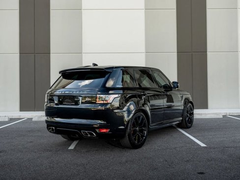 Used 2022 Land Rover Range Rover Sport SVR image 3