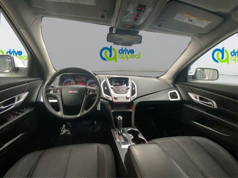 Used 2016 GMC Terrain SLE image 28