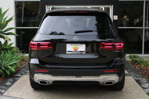 Certified 2025 Mercedes-Benz GLB 250 4MATIC image 8