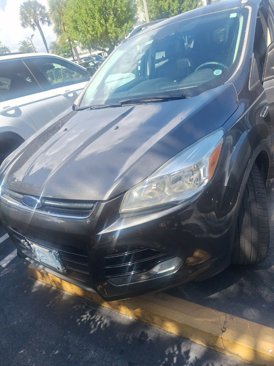 Used 2016 Ford Escape Titanium image 3