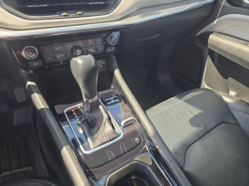 Used 2022 Jeep Compass Limited image 10
