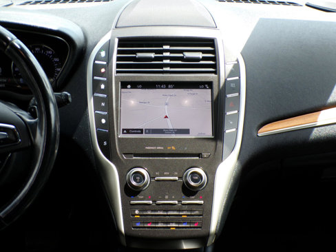 Used 2019 Lincoln MKC Reserve w/ MKC Technology Package image 16