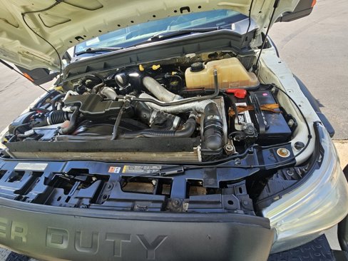 Used 2015 Ford F550 4x4 SuperCab Super Duty image 27