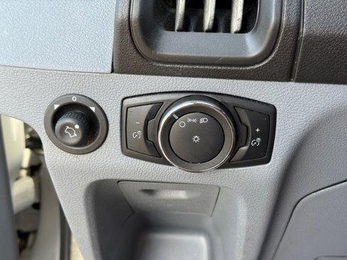 Used 2019 Ford Transit 250 130 Low Roof image 32