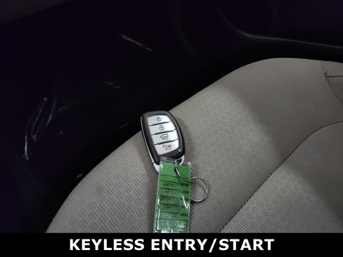 Used 2017 Hyundai Elantra Value Edition image 15