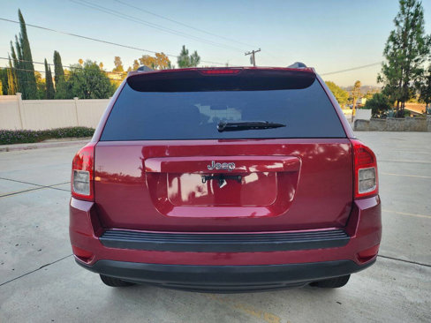 Used 2012 Jeep Compass Sport image 5