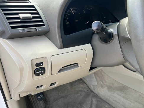 Used 2007 Toyota Camry Hybrid image 27