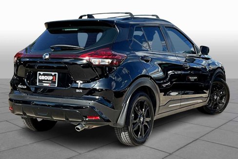 Used 2021 Nissan Kicks SR w/ SR Premium Package image 12