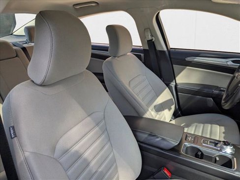 Used 2018 Ford Fusion S image 19