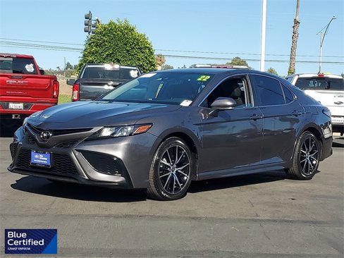 Used 2022 Toyota Camry SE image 29
