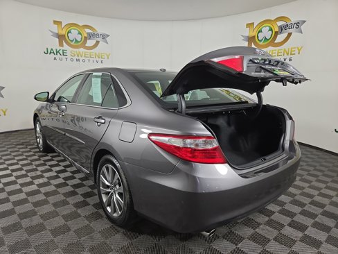 Used 2017 Toyota Camry XLE image 33