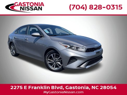 Used 2023 Kia Forte LXS image 1