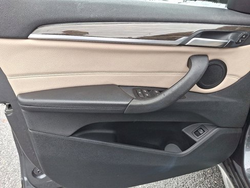 Used 2016 BMW X1 xDrive28i image 12