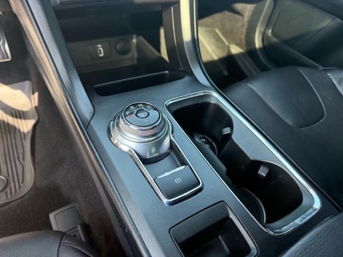 Used 2017 Ford Fusion Titanium image 18