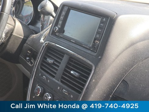 Used 2018 Dodge Grand Caravan SXT image 20
