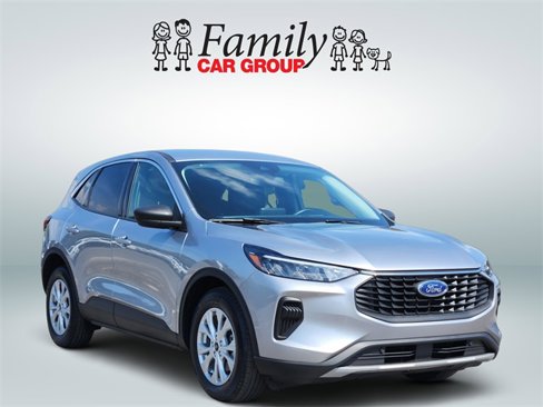 Used 2023 Ford Escape Active image 2