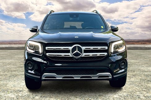 Used 2022 Mercedes-Benz GLB 250 image 2