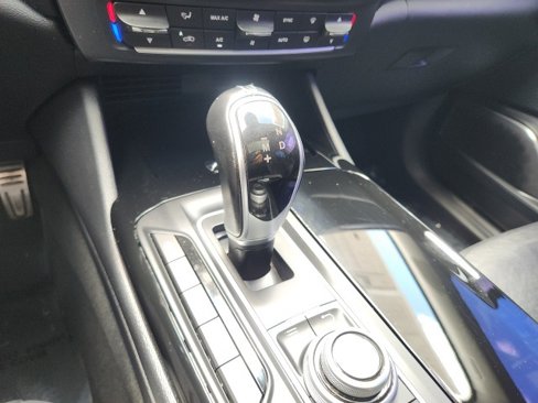 Used 2018 Maserati Levante S GranSport image 31