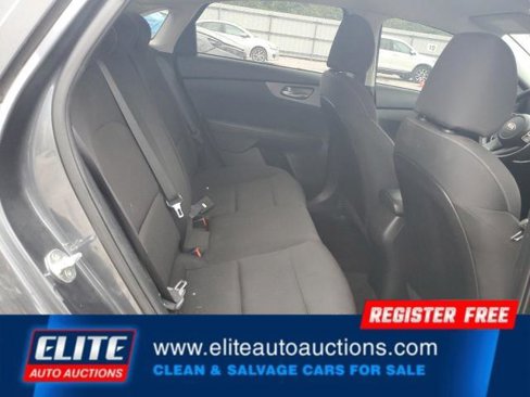 Used 2021 Kia Forte LXS image 19